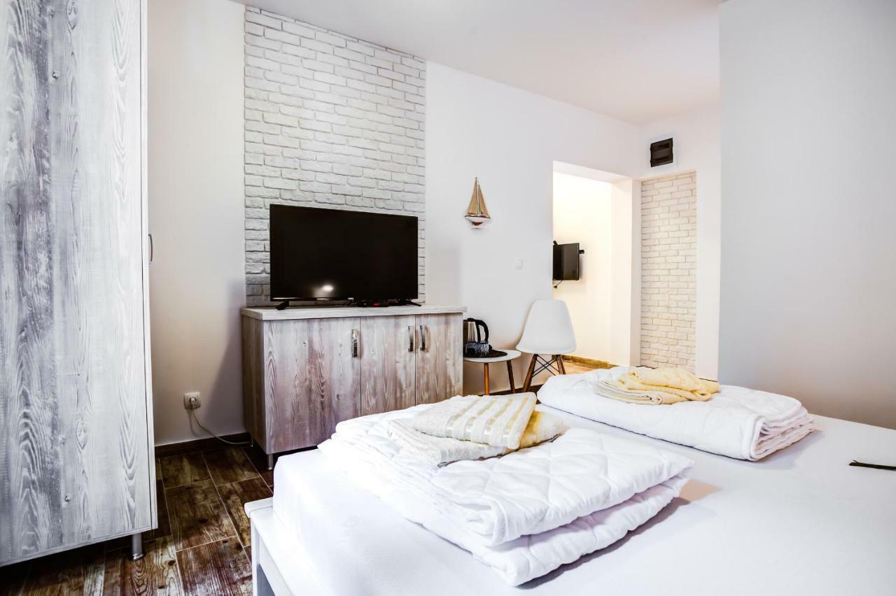 Hotel Sara Kotor Luaran gambar